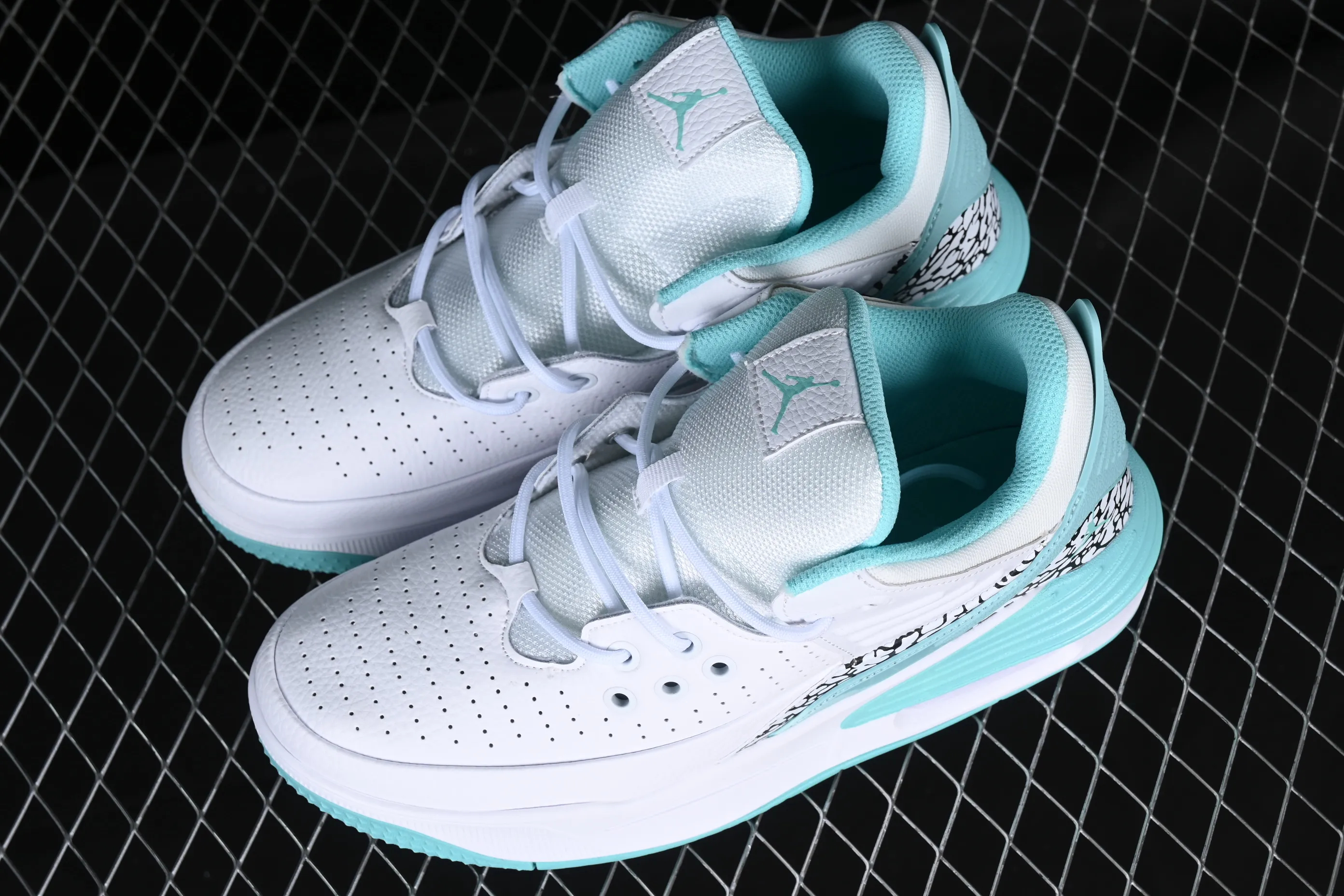 All categories Air Jordan Jordan series basketball shoes Air Jordan 5 Air Jordan Max Aura 5 retro air cushion basketball shoes DZ4353-130